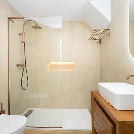 Charming Campo De Ourique Duplex * Lisbona