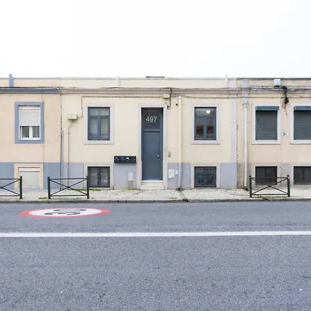 Appartement Charming Campo De Ourique Duplex *